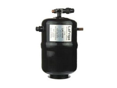 Liquid receiver stretch type with fusible plug